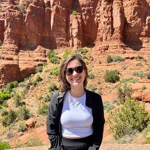 Meet your Posher, Brianne